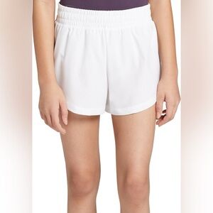 DSG | Girls Mid Rise Elastic Waist Shorts in White Size M Medium
